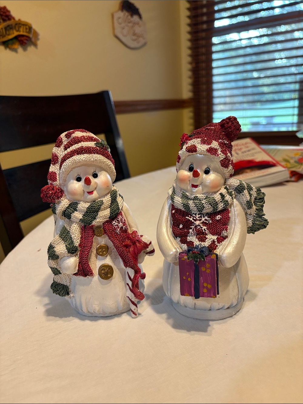 Holiday Snowman Figurine Set - Red & Green Winter Decor